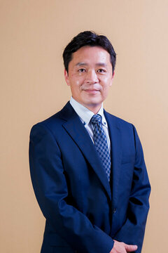 古田卓也